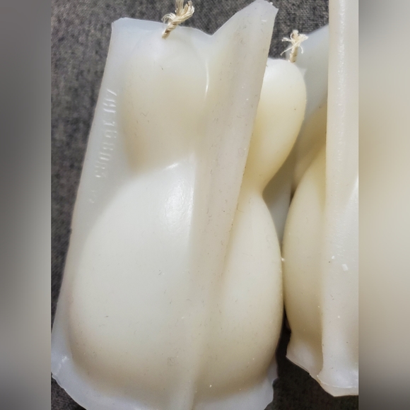 BUNNY CANDLE MOLD - Picture 3 of 9
